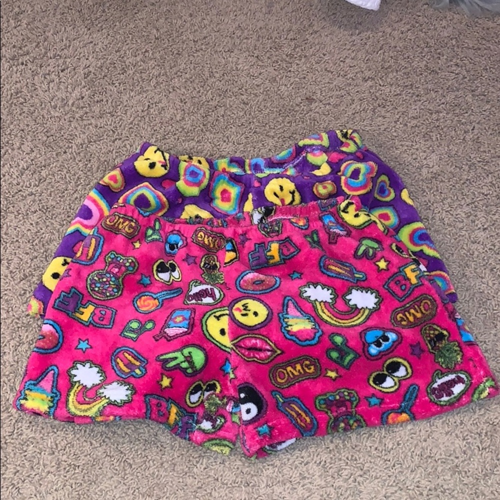 *2 PIECE BUNDLE* FUZZIES SLEEPING SHORTS